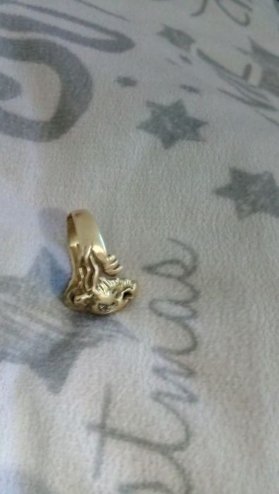 Inel aur 18k plus diamante foarte rar ..