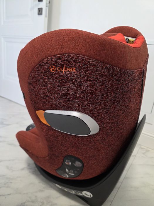 Scaun auto Cybex Sirona Zi i-Size Plus Deep Black