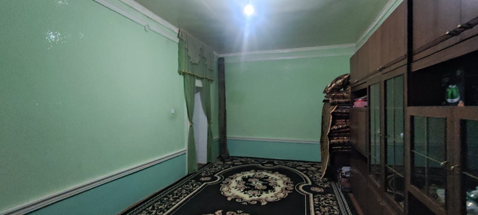 Uy sotiladi Gʻubdin mahalla bahor koʻchasi 7.narxi 800 mil kelishamiz