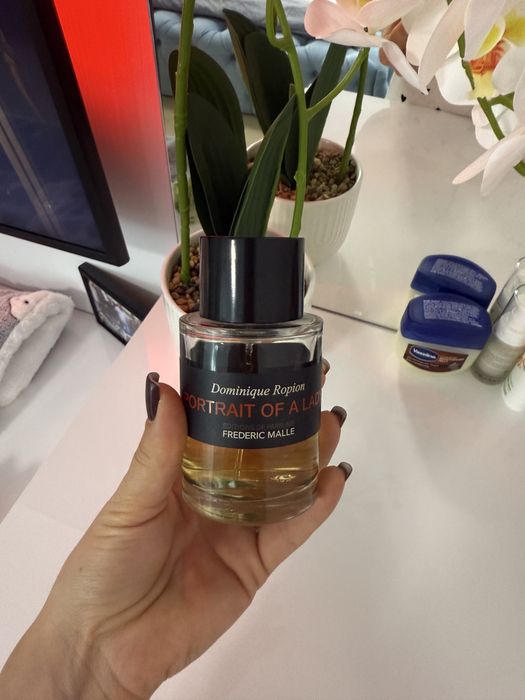 Frederic Malle – Portrait of a Lady (Dominique Ropion)