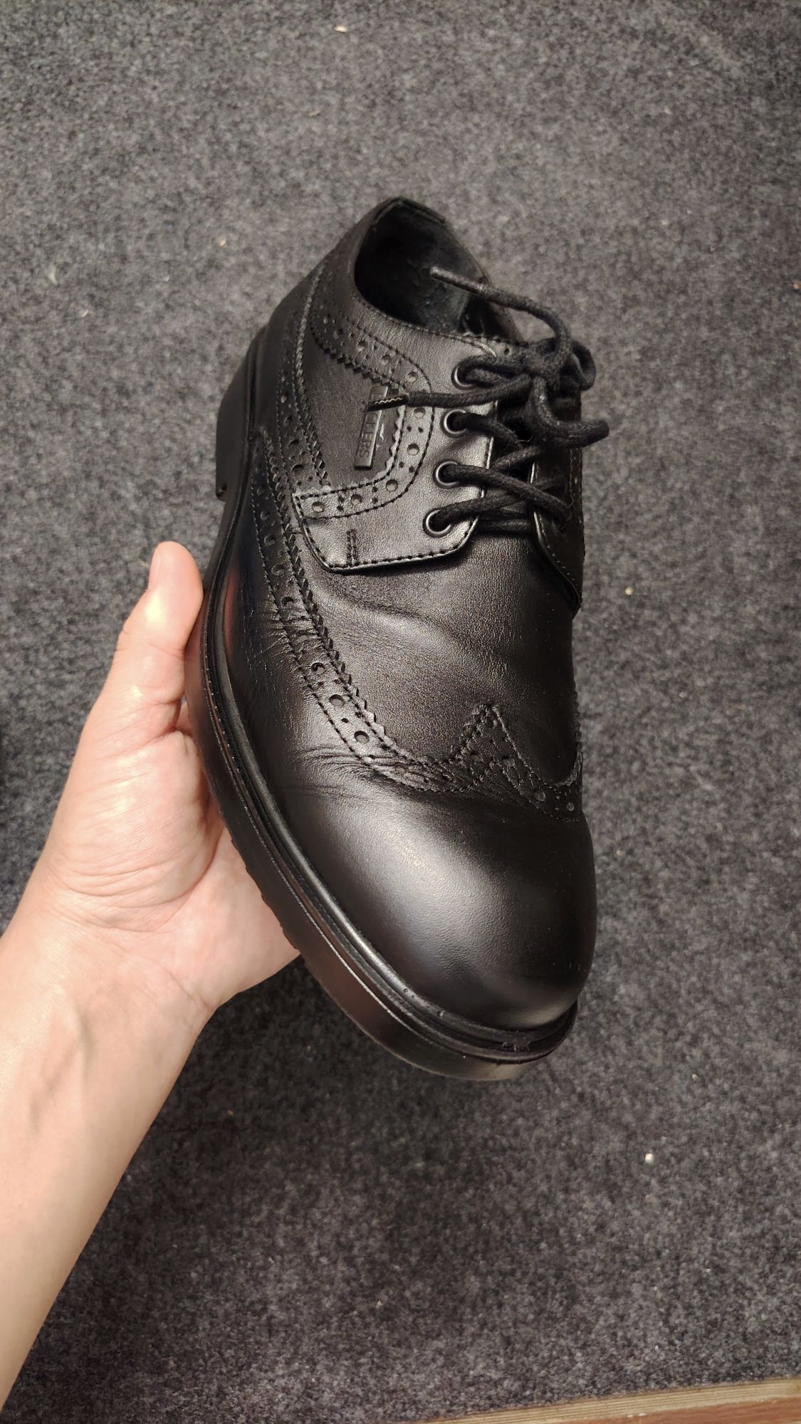 Фирменный туфли "DOCKERS" кожа