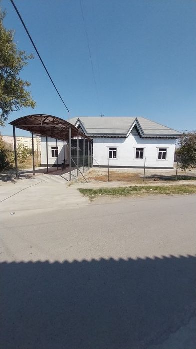 Ховли Сотилади 4.5 сотих тайор Уй