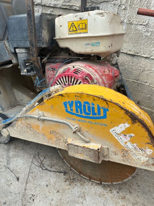 Mașina de tăiat beton