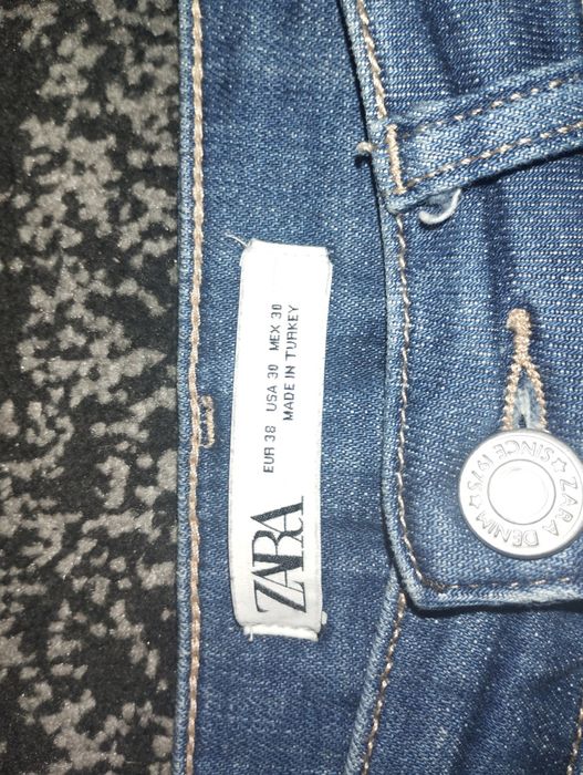 Blugi Zara normal fit