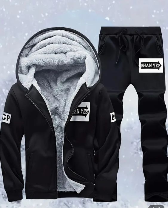 Мужской спортивный костюм на флисе