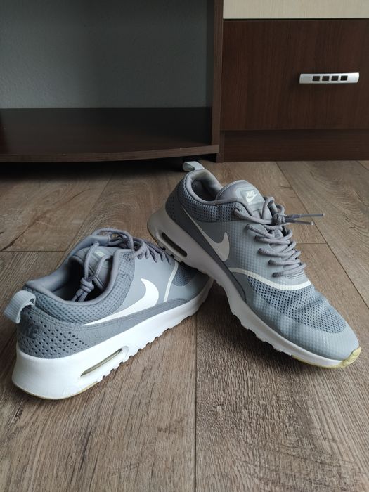 Дамски маратонки Nike