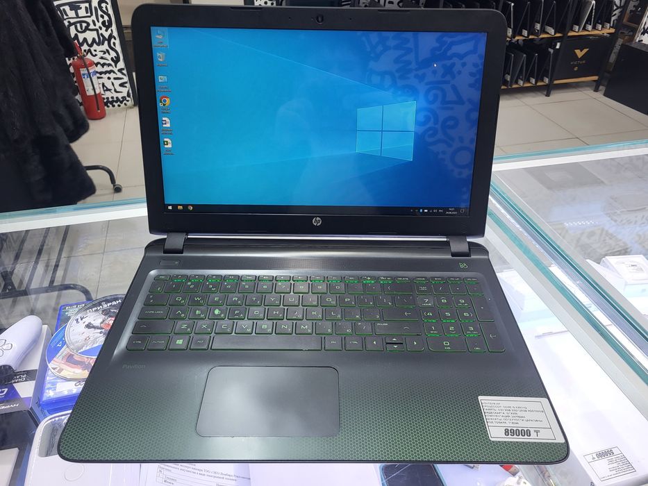Ноутбук Hp core i5 6300Hq озу 8гб ssd128gb Hdd500gb gtx950