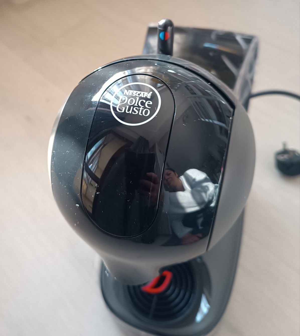 Чисто нова кафемашина Dolce Gusto infinissima touch