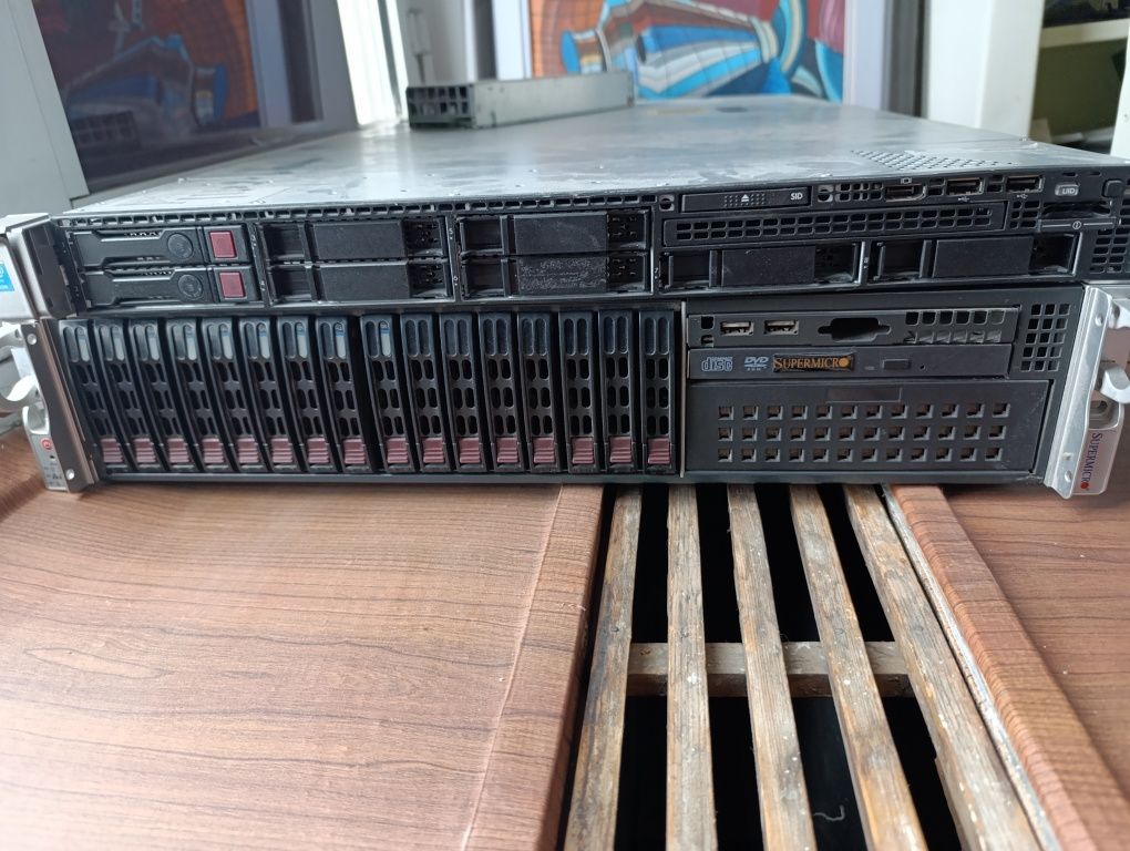 Сервер SuperMicro