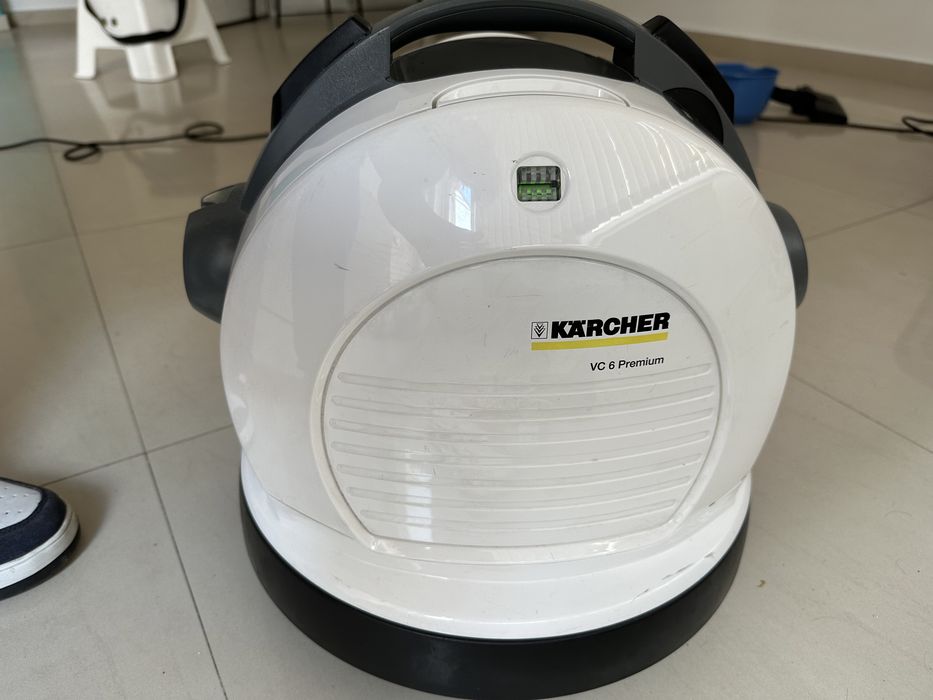 Прахосмукачка Karcher. VC 6 Premium Бяла