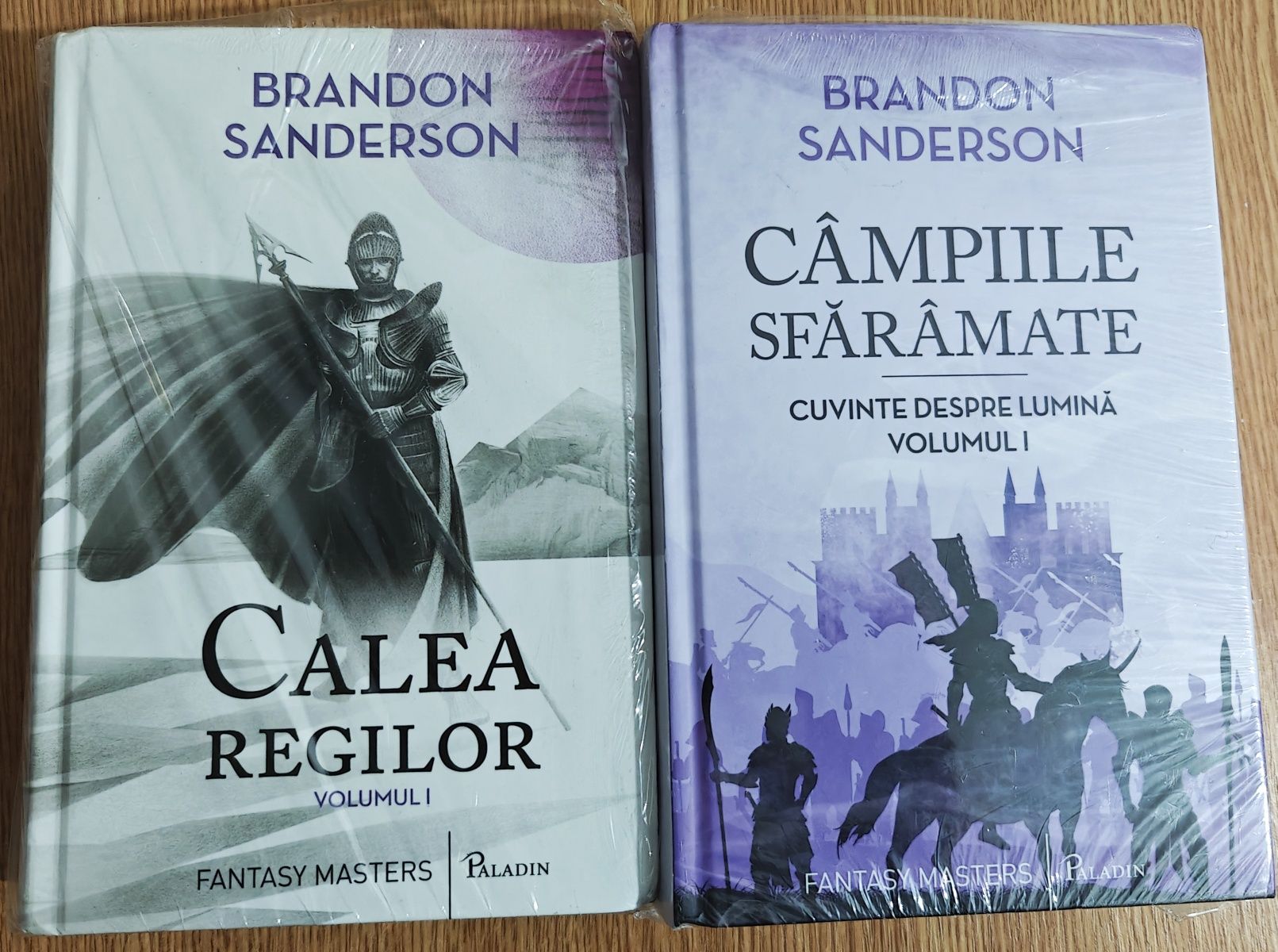 Carti SF Brandon Sanderson - Calea Regilor / Campiile Sfaramate - RO