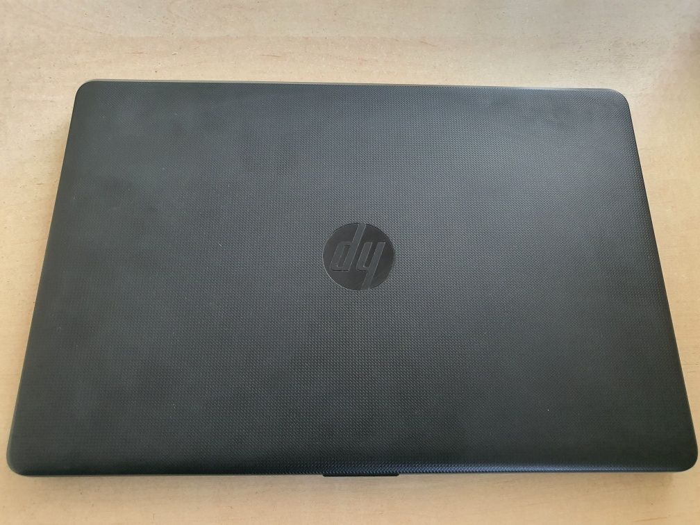 Hp i3 5005u RAM  4GB/500 HDD sotiladi