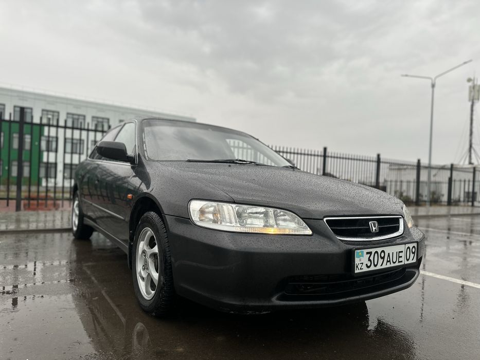 Продам honda accord 1998