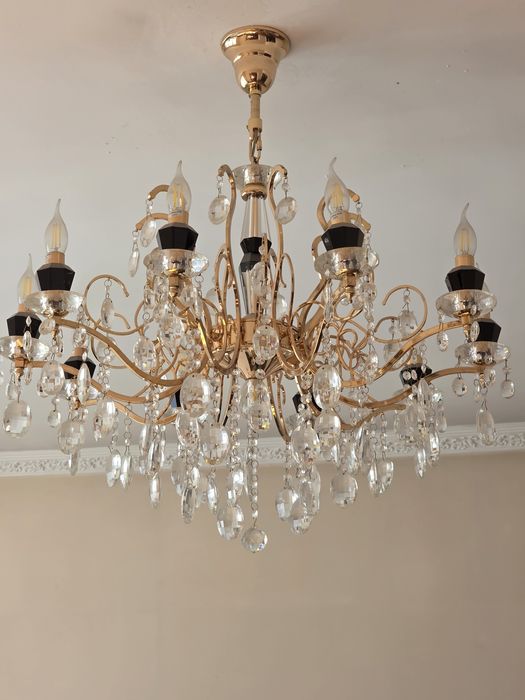 Продам люстру.отличное состояние