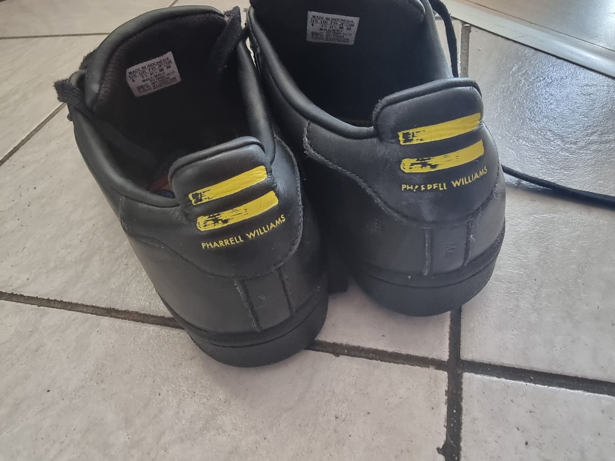 Adidas Superstar Pharrell Wiliams  мъжки маратонки 41номер