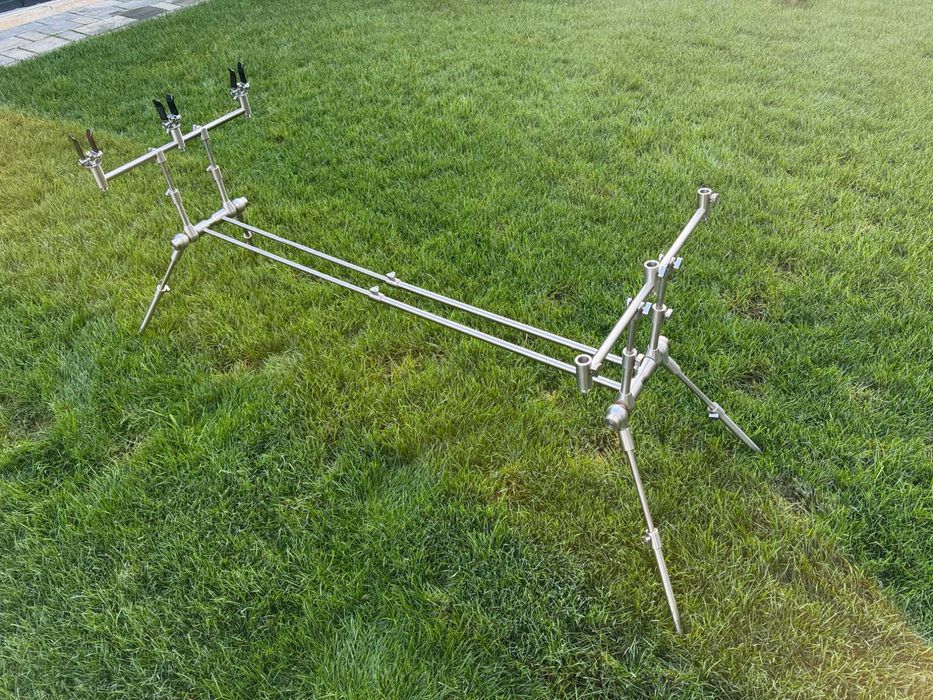 Vand rod pod Carp Spirit Inox 300 cu buzz bar fata-spate inclus