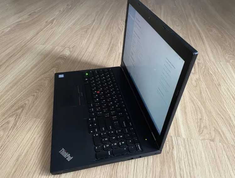 Laptop Lenovo i7  vand sau schimb