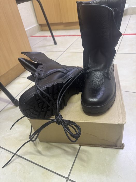 Продам берцы зимние