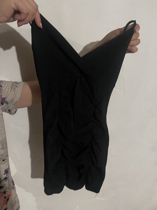 Платье носила только раз.