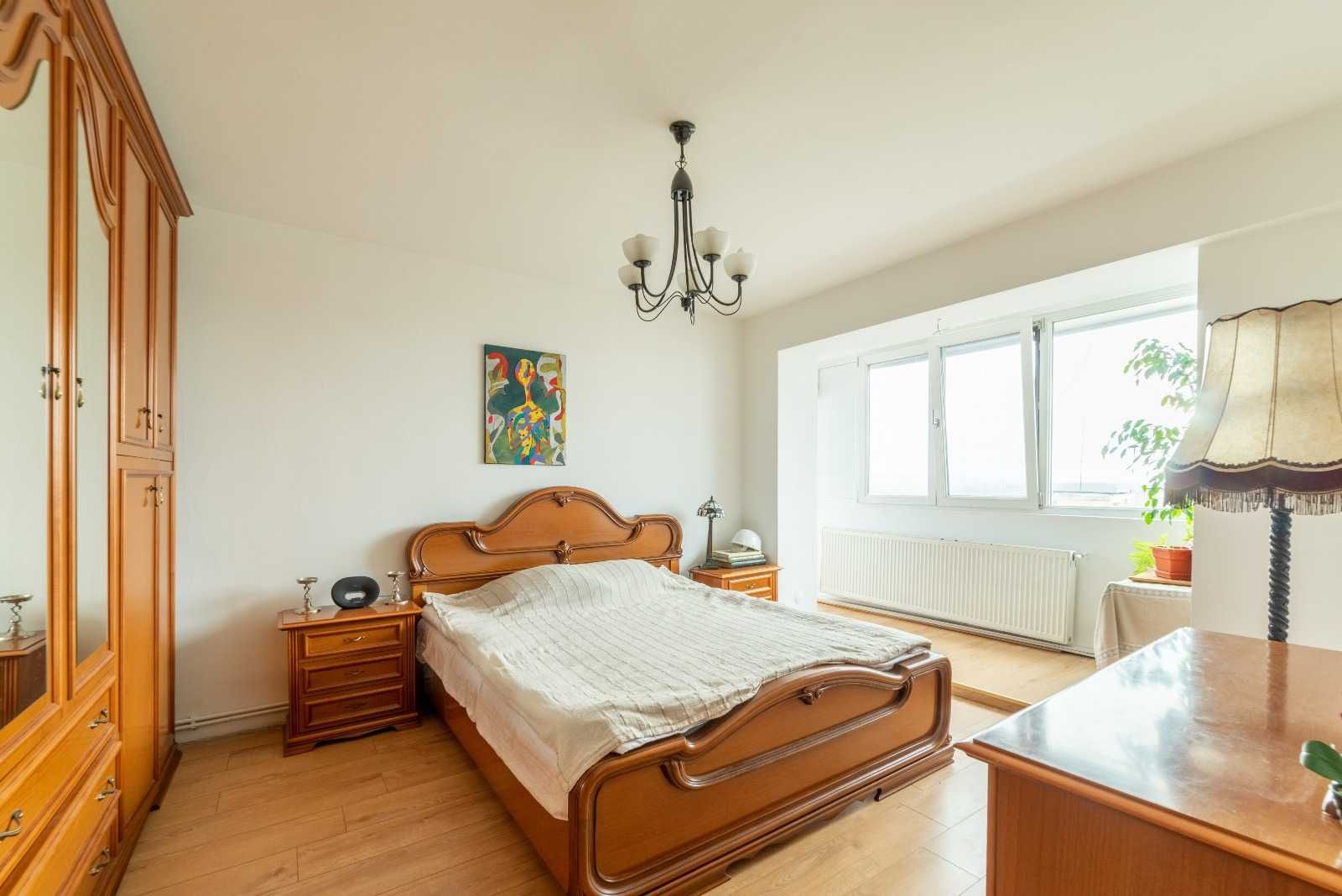 Apartament 4 camere in mijlocul orasului - Ultracentral Pitesti
