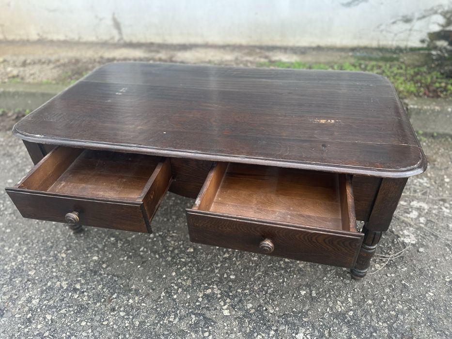 Холна маса с две чекмеджета