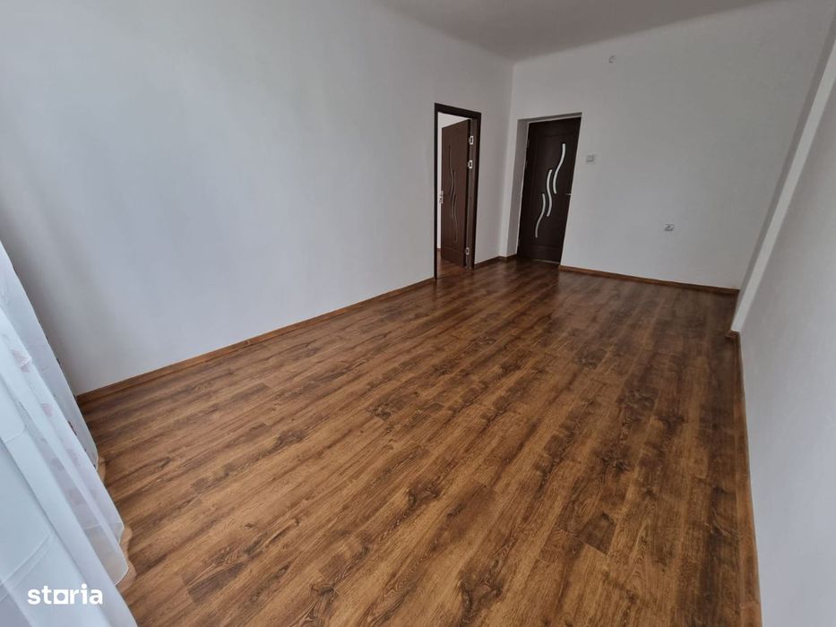 Apartament cu 2 camere, localizat în zona centrală a oraşului.