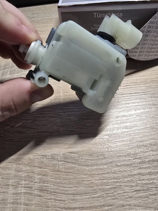 Actuator clapeta alimentare rezervor Opel Astra J