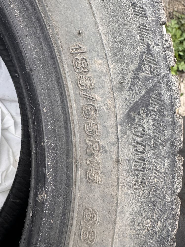 Продам резину bridgestone ice cruiser 7000 r15