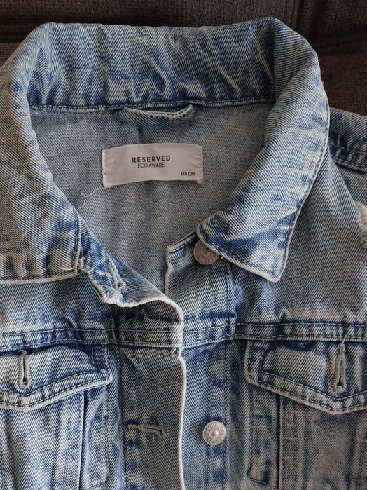 Продава се детско дънково яке за момиче  128 см