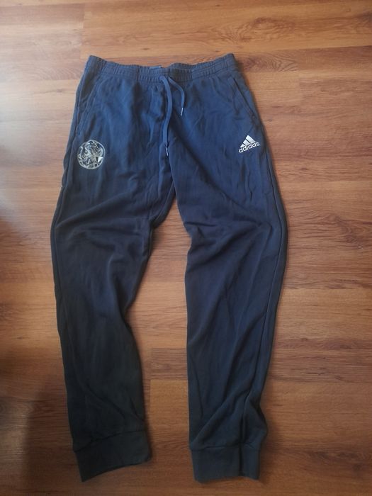 Adidas AJAX мъжко долнище L размер.