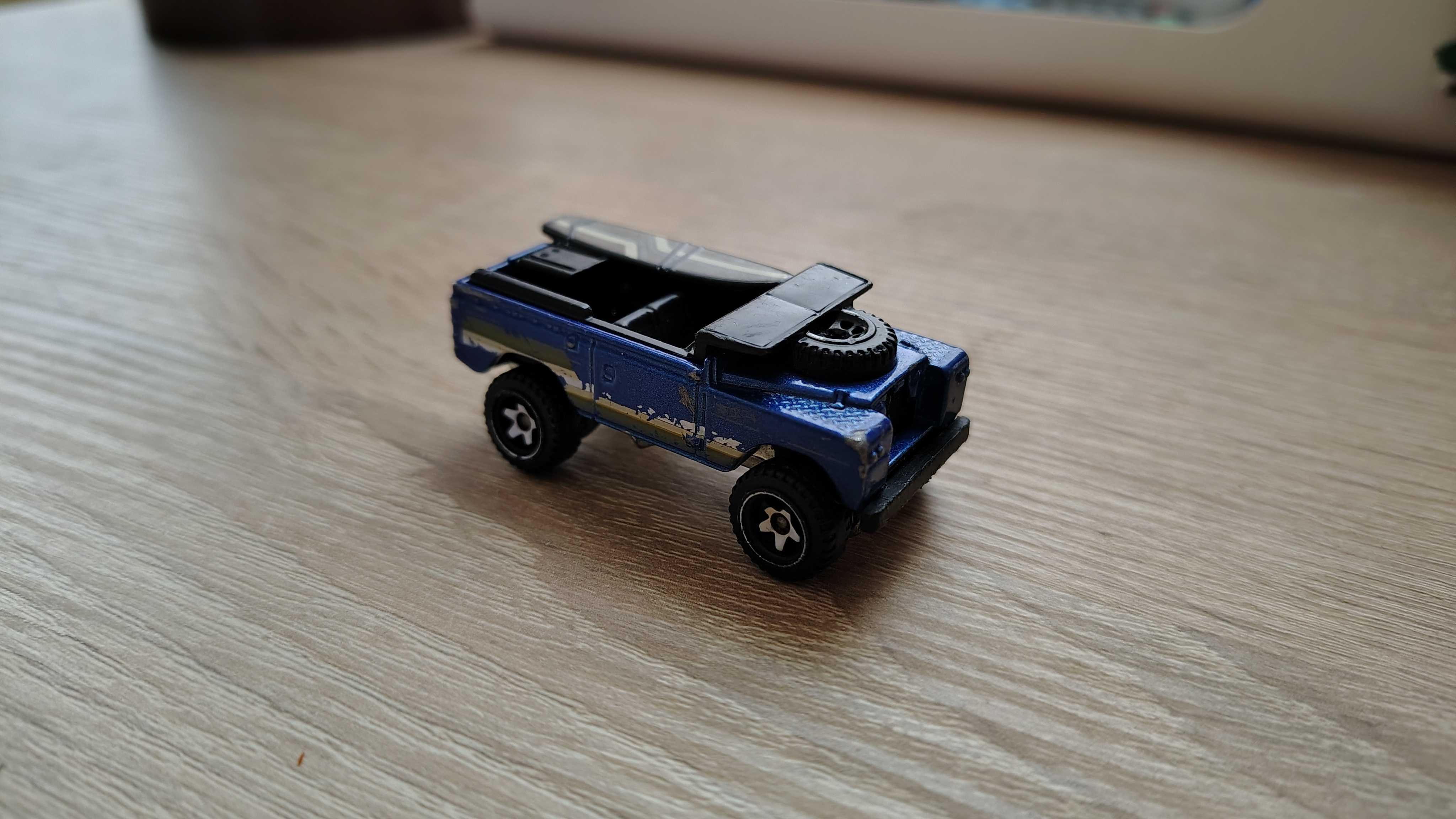 Macheta HotWheels Land Rover Series II