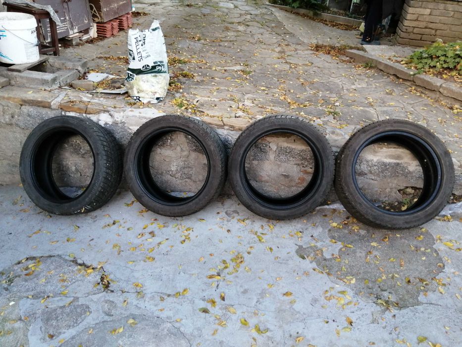 Зимни гуми Барум 225/45/17  DOT 3521. 4бр