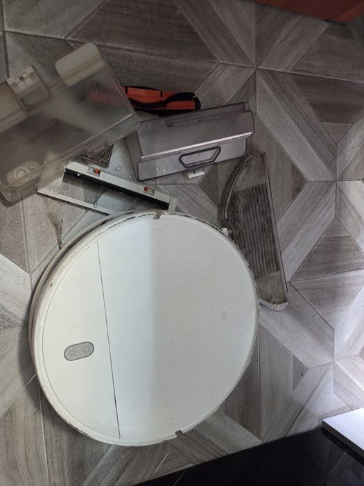 Робот пылесос Mi