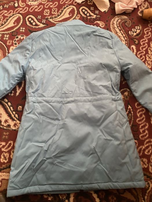 Kurtka sotiladi rangi yoqmagani uchun 1 marta kiyganman holos