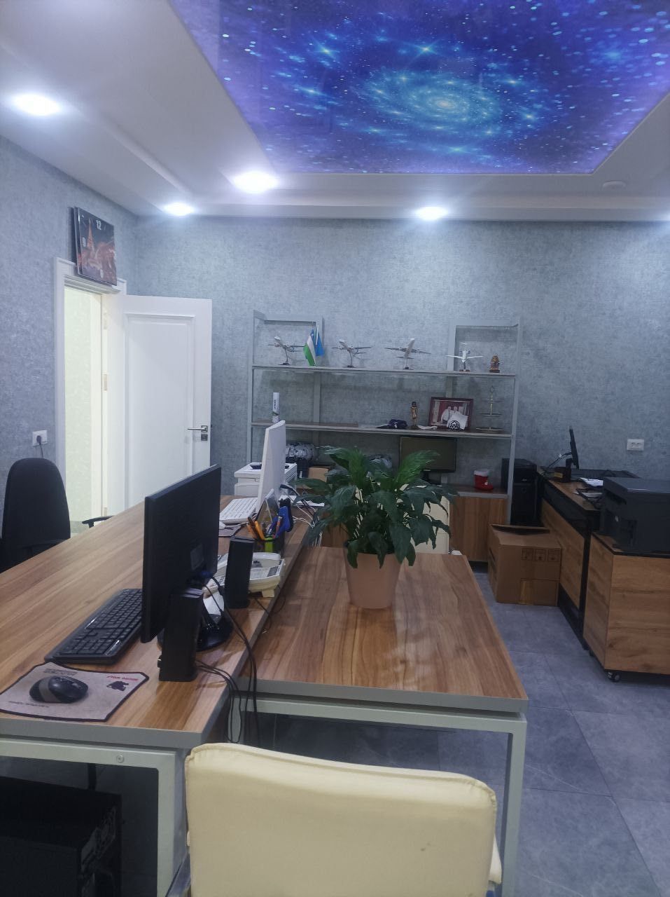 Сдам офис с мебелью яккасарайский район корзинка аэропорт