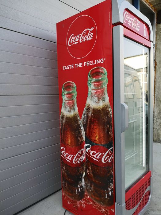 Хладилна витрина