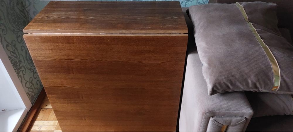 Продам стол-книжка