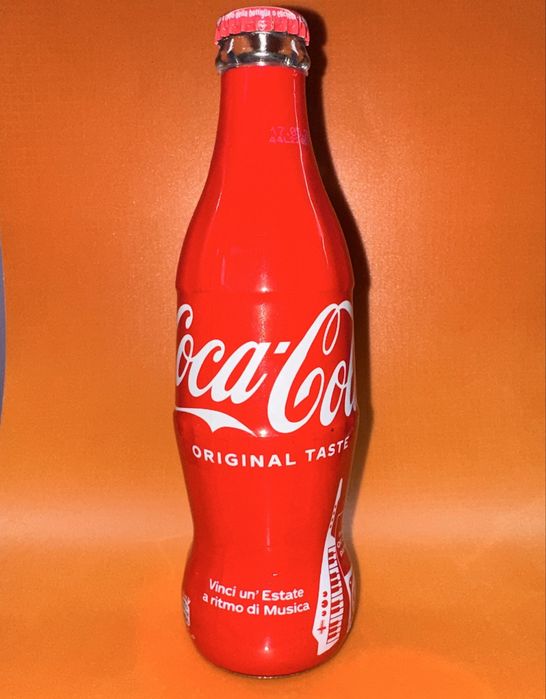 Vand sticla Coca-Cola, editie limitata