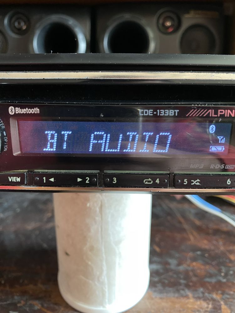 ALPINE CDE-133BT - ЦВЕТОВЕ - Bluetooth USB CD плеър за кола сд радио