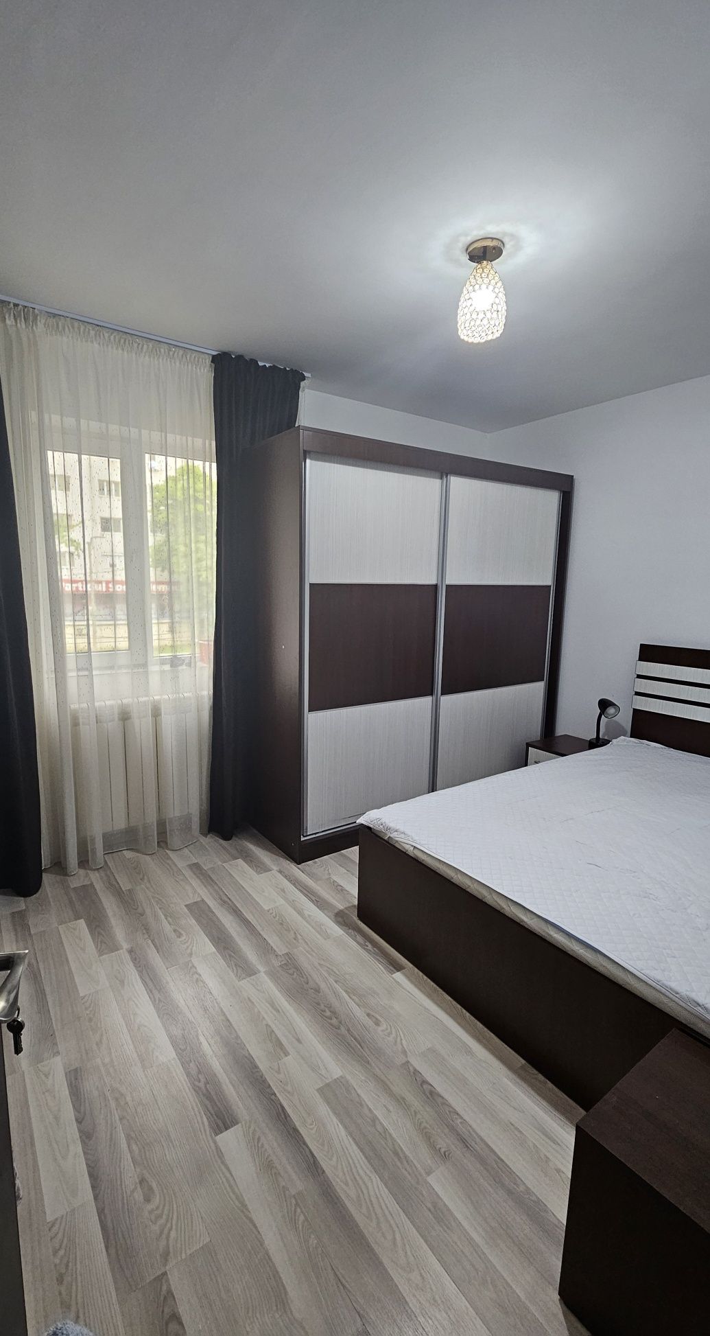 Vand apartament 2 camere