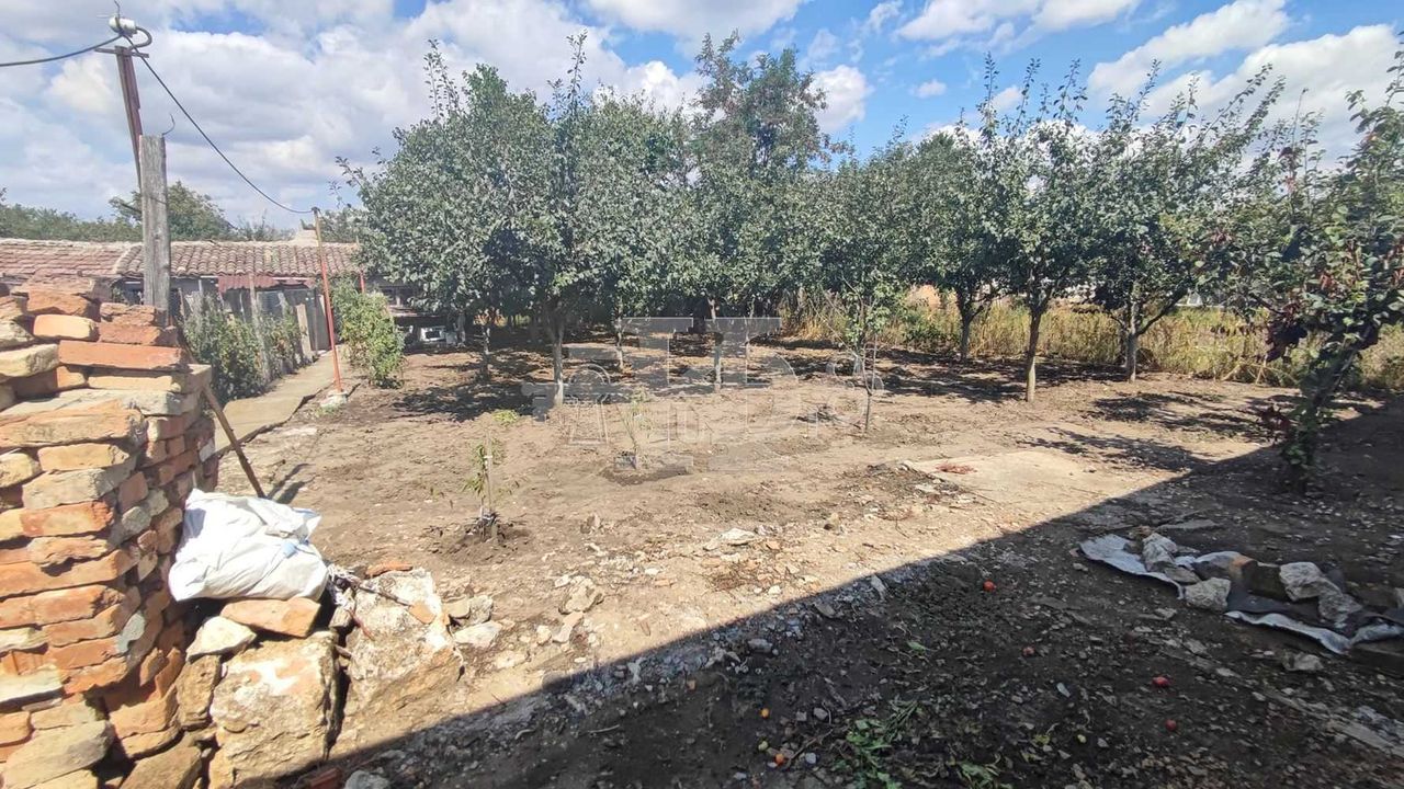 Продава се Къща в с. Преспа, Област Добрич - 65 кв.м за 440 €/кв.м - Снимка #11