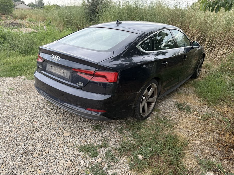 Audi a5 2.0tdi quattro s line avariat