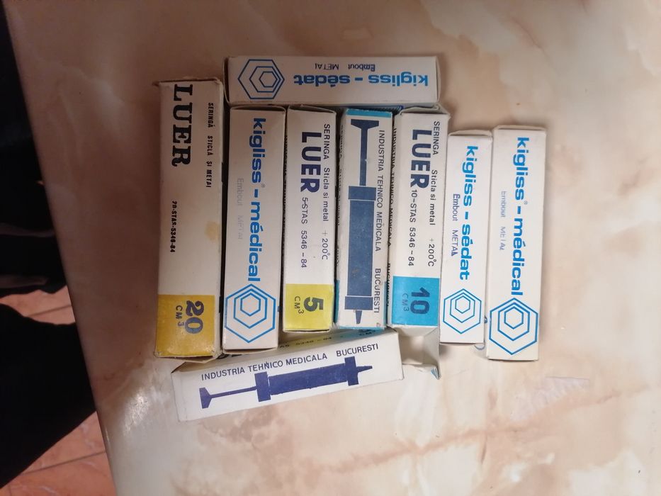 Seringi românești LUER an 84 Noi