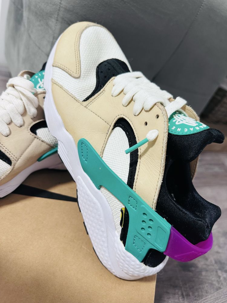 Маратонки Nike Air Huarache Premium, номер 42.5