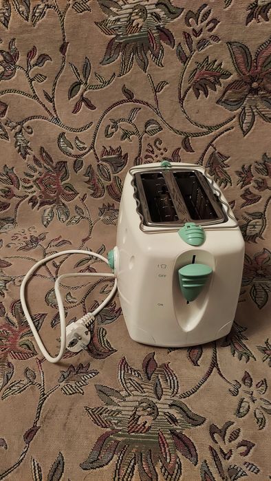 Тостер в рабочем состоянии