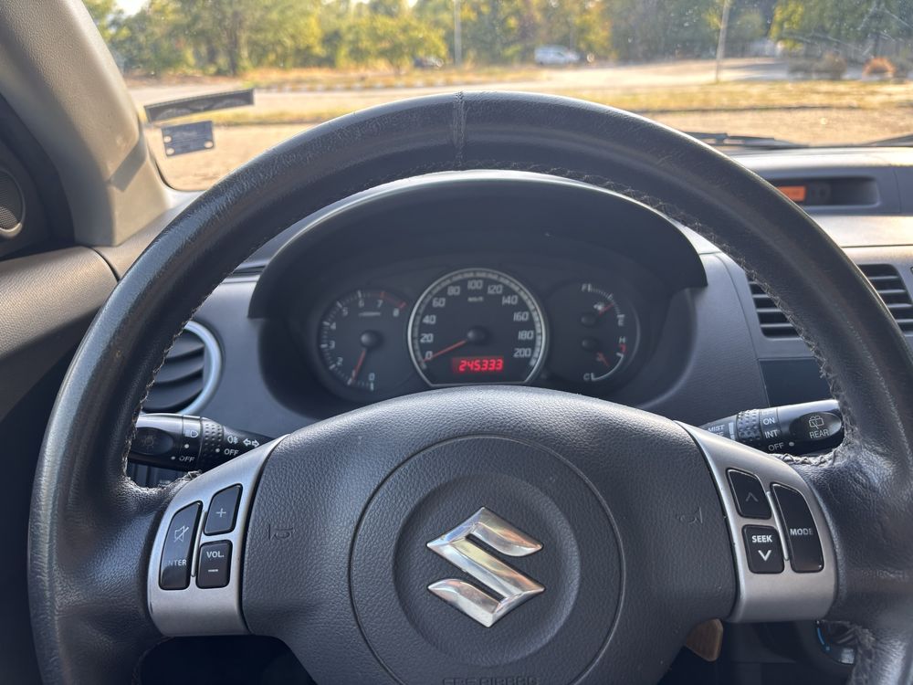 Suzuki Swift 1.3i с Газов инжекцион