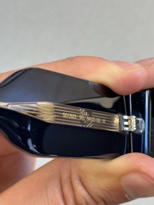 Продавам слънчеви очила Gucci GG1262s