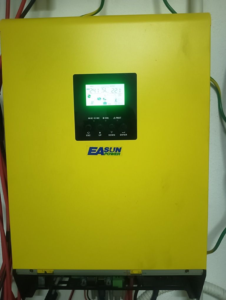 Invertor easun sv2