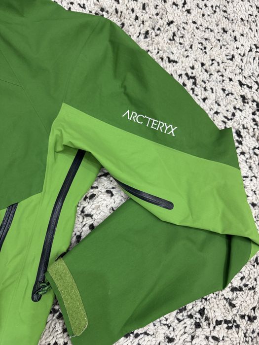 Мъжко яке ARK’TERYX GORE-TEX .Размер L