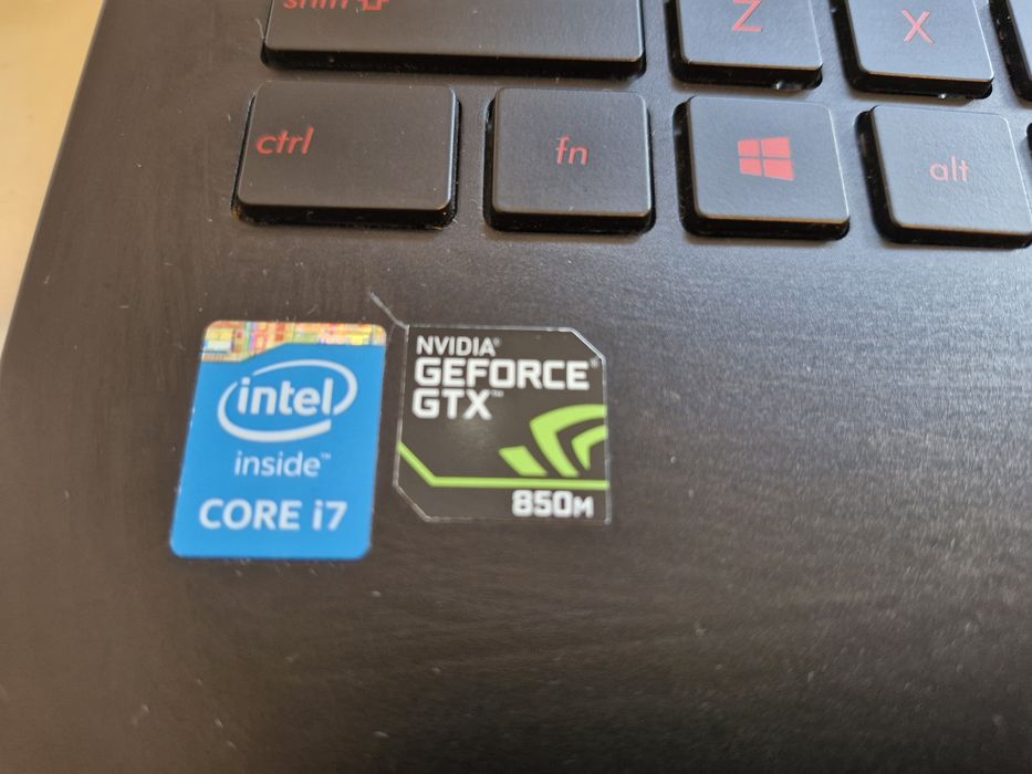 Laptop gaming Asus ROG Intel i7 CADOU Mouse gaming si tastatura jocuri